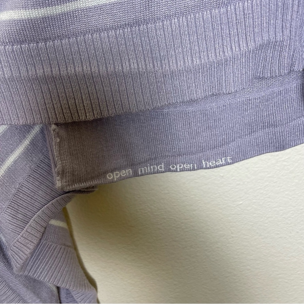 Lululemon Forward Flow Poncho
Iced Iris / Antique White One Size - Picture 6 of 7